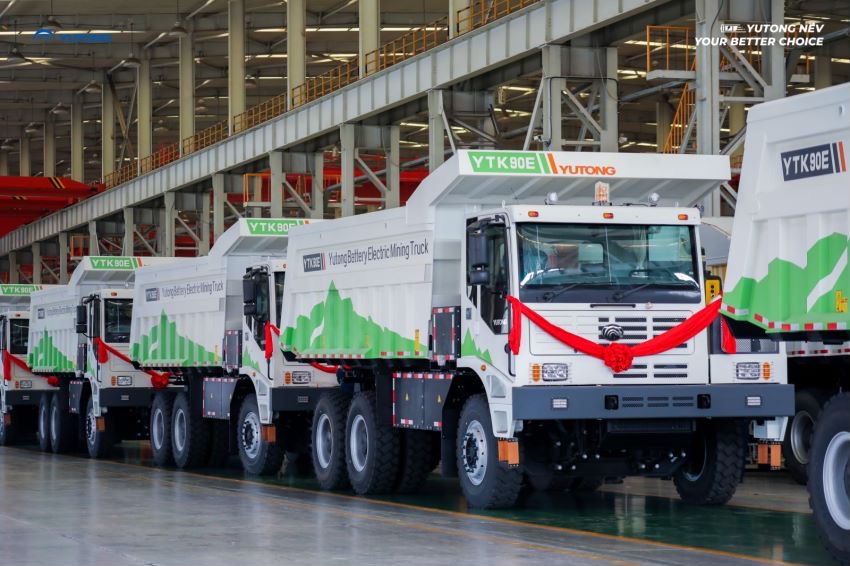 10 Yutong YTK90E Battery Electric Mining Trucks Delivered to Thailand!