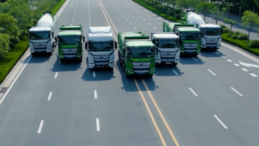 Рекламный видеоролик о тяжелых грузовиках